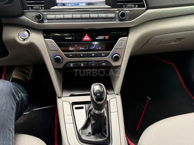 Hyundai Elantra 2018, 119,000 km - 1.4 l - Bakı