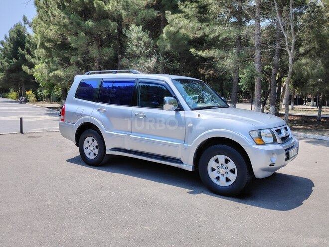 Mitsubishi Pajero 2005, 302,000 km - 3.0 l - Sumqayıt