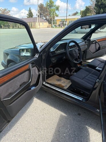 Mercedes E 220 1994, 385,211 km - 2.2 л - Zərdab