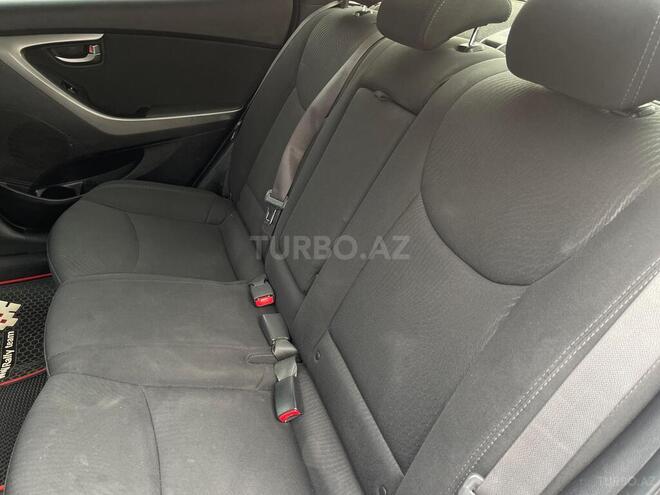 Hyundai Elantra 2015, 212,000 km - 1.8 л - Şirvan