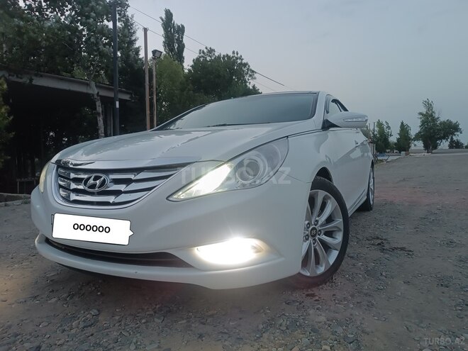 Hyundai Sonata 2010, 200,653 km - 2.4 л - Salyan