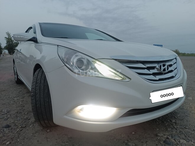 Hyundai Sonata 2010, 200,653 km - 2.4 л - Salyan