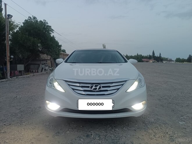 Hyundai Sonata 2010, 200,653 km - 2.4 л - Salyan