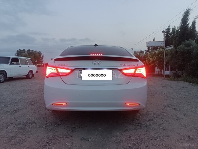 Hyundai Sonata 2010, 200,653 km - 2.4 л - Salyan