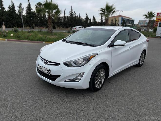 Hyundai Elantra 2015, 212,000 km - 1.8 л - Şirvan