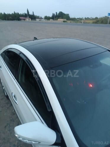 Hyundai Sonata 2010, 200,653 km - 2.4 л - Salyan