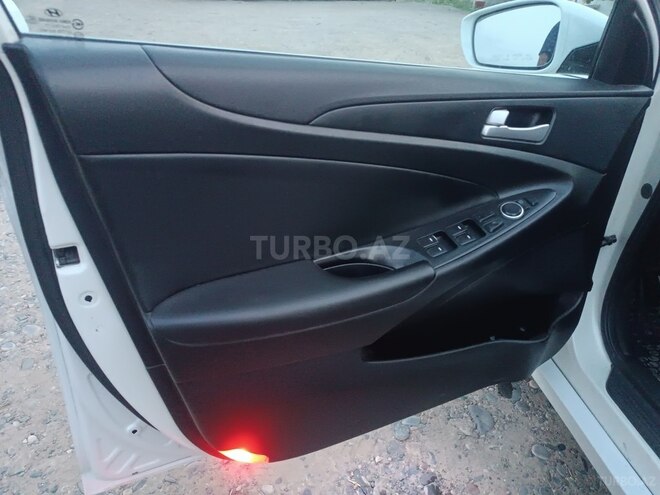 Hyundai Sonata 2010, 200,653 km - 2.4 л - Salyan