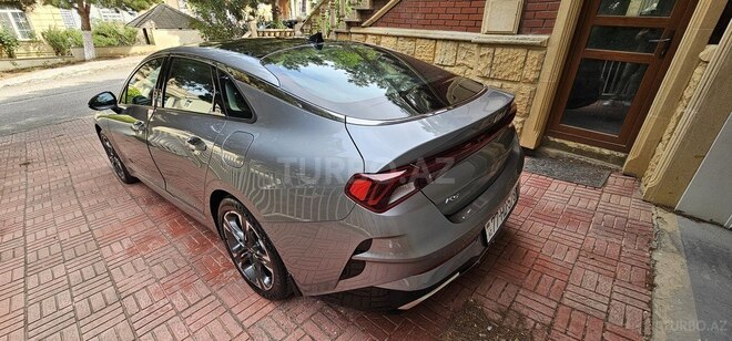 Kia K5-5