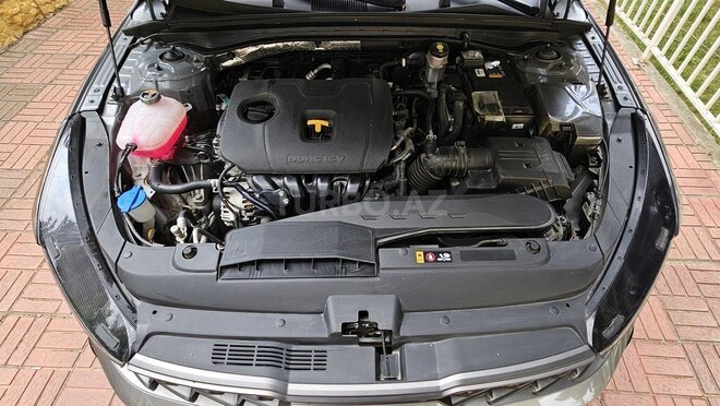 Kia K5-13