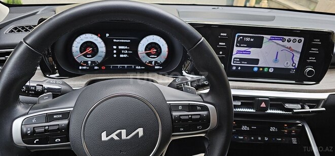 Kia K5-21