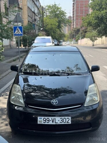 Toyota Prius-1