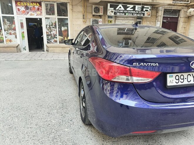 Hyundai Elantra 2013, 220,000 km - 1.8 л - Bakı