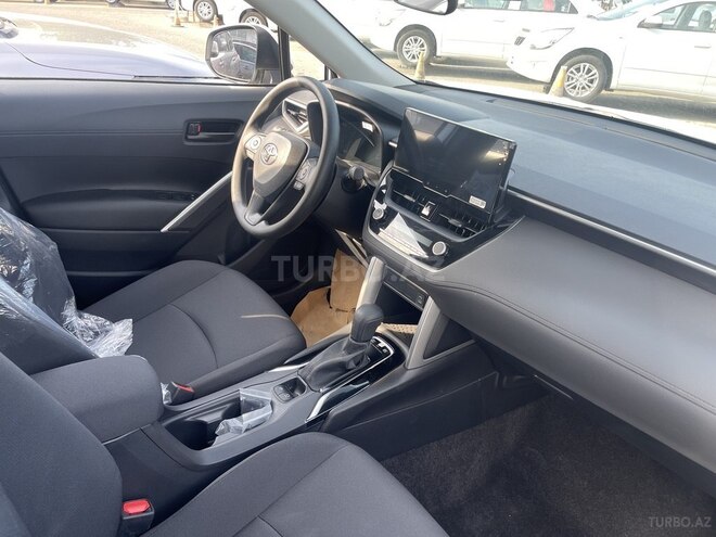 Toyota Corolla Cross 2025, 0 km - 2.0 л - Bakı