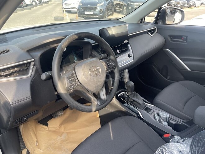 Toyota Corolla Cross 2025, 0 km - 2.0 л - Bakı