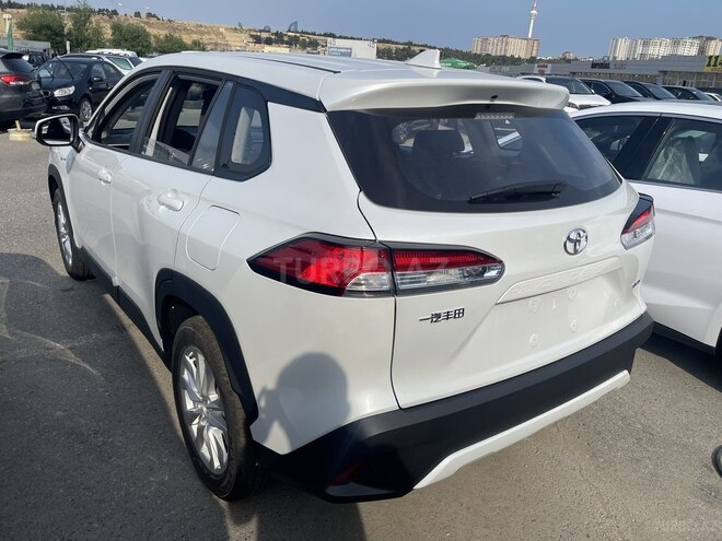 Toyota Corolla Cross 2025, 0 km - 2.0 л - Bakı