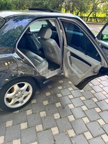Mercedes C 200 1999, 420,000 km - 2.0 l - Yevlax