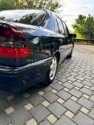 Mercedes C 200 1999, 420,000 km - 2.0 l - Yevlax