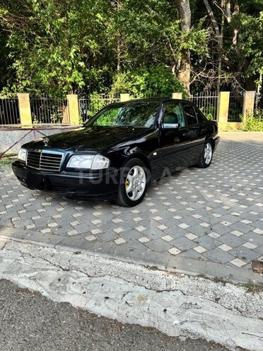 Mercedes C 200 1999, 420,000 km - 2.0 l - Yevlax