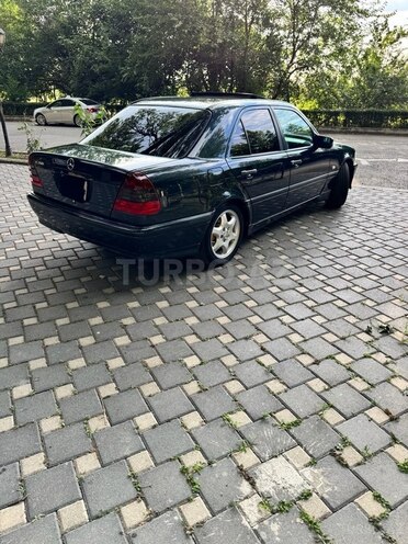 Mercedes C 200 1999, 420,000 km - 2.0 l - Yevlax