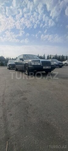Mercedes E 230 1992, 222,222 km - 2.3 l - Bakı