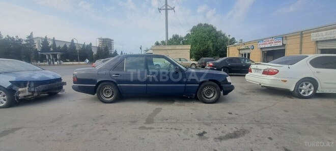 Mercedes E 230 1992, 222,222 km - 2.3 l - Bakı