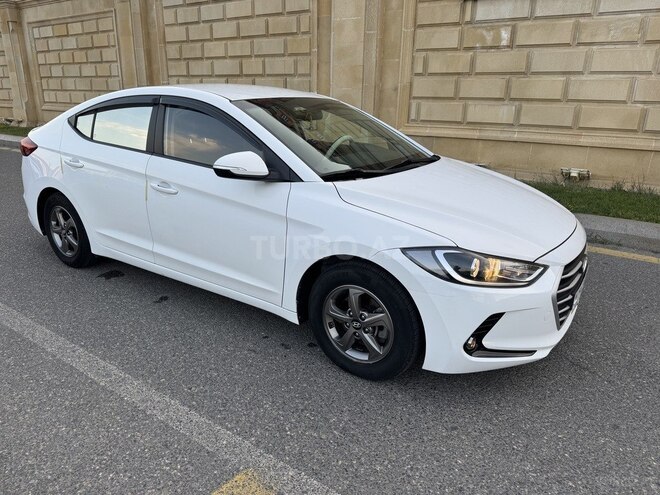 Hyundai Avante 2016, 132,900 km - 1.6 л - Bakı