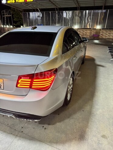 Chevrolet Cruze 2015, 280,000 km - 1.4 л - Yevlax