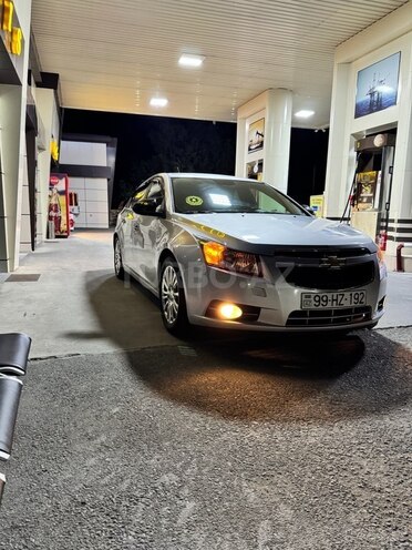 Chevrolet Cruze 2015, 280,000 km - 1.4 л - Yevlax
