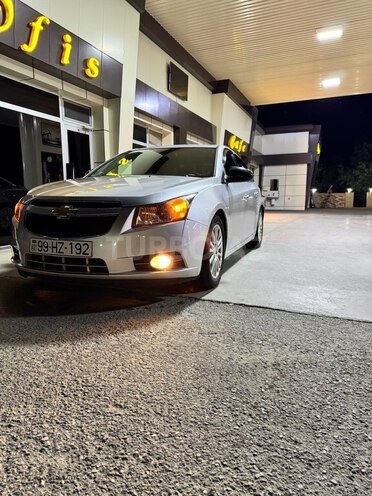 Chevrolet Cruze 2015, 280,000 km - 1.4 л - Yevlax