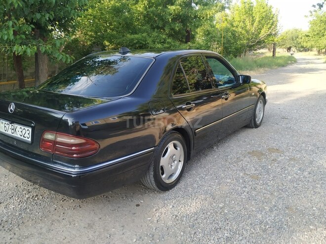 Mercedes E 240 1998, 384,000 km - 2.4 l - Naxçıvan