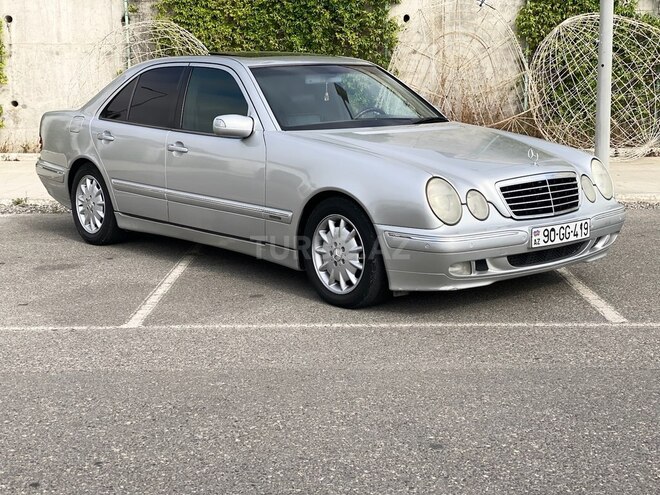 Mercedes E 320 2000, 500,000 km - 3.2 л - Bakı