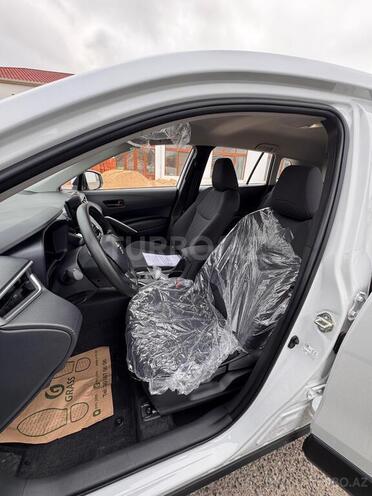 Toyota Corolla Cross 2025, 0 km - 2.0 л - Bakı