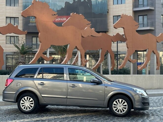 Opel Astra 2005, 222,000 km - 1.4 l - Bakı