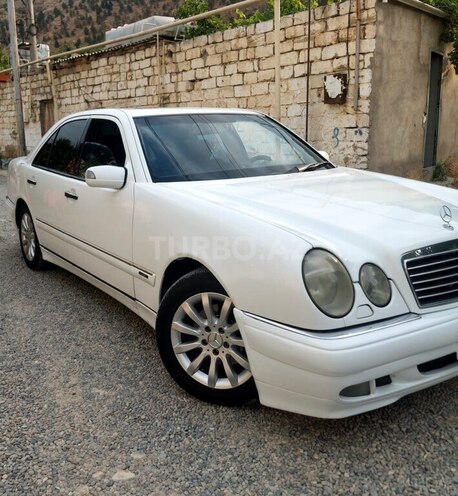 Mercedes E 240 1999, 368,385 km - 2.4 л - Bakı
