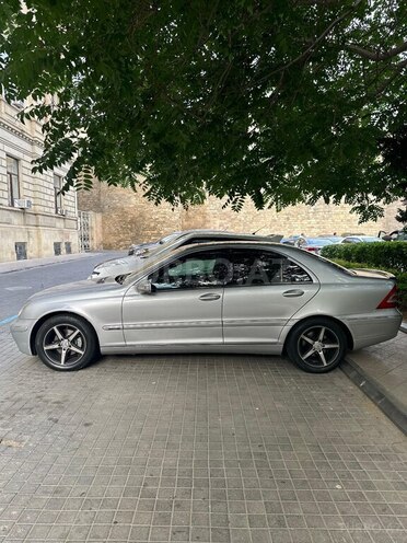 Mercedes C 200 2001, 404,000 km - 2.0 l - Bakı