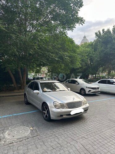 Mercedes C 200 2001, 404,000 km - 2.0 l - Bakı