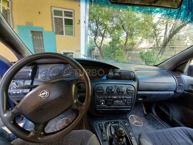 Opel Omega 1997, 404,000 km - 2.0 l - İmişli