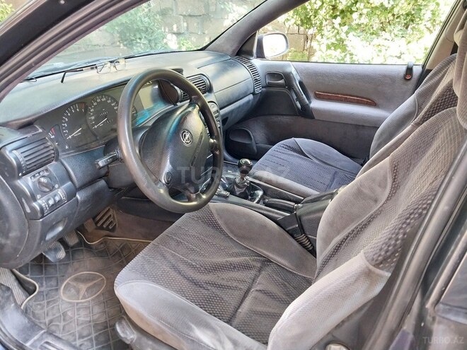 Opel Omega 1997, 404,000 km - 2.0 l - İmişli
