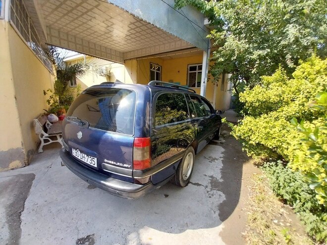 Opel Omega 1997, 404,000 km - 2.0 l - İmişli