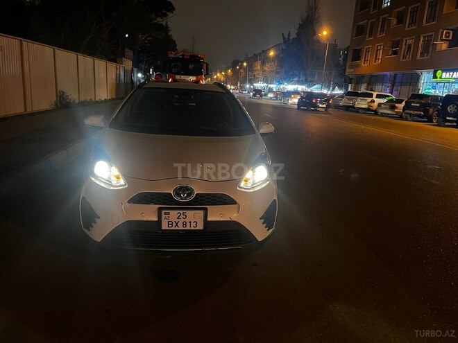 Toyota Aqua 2019, 180,000 km - 1.5 л - Bakı