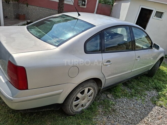 Volkswagen Passat 1999, 189,635 km - 1.8 л - İsmayıllı
