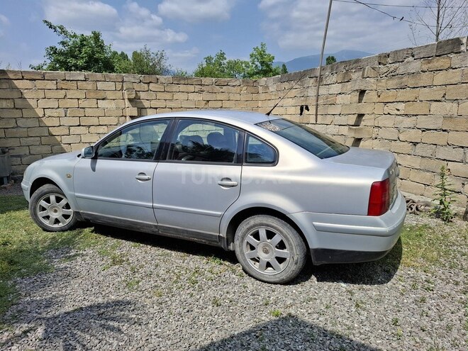 Volkswagen Passat 1999, 189,635 km - 1.8 л - İsmayıllı