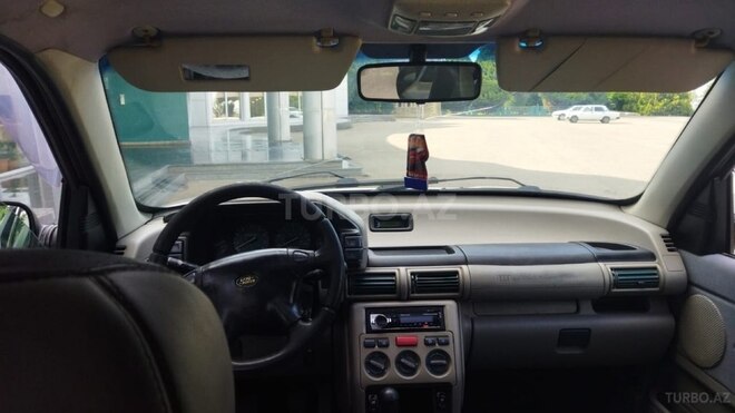 Land Rover Discovery 2001, 145,872 km - 4.0 l - Qazax