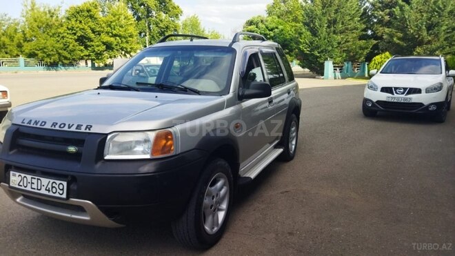 Land Rover Discovery 2001, 145,872 km - 4.0 l - Qazax