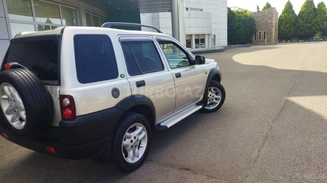 Land Rover Discovery 2001, 145,872 km - 4.0 l - Qazax