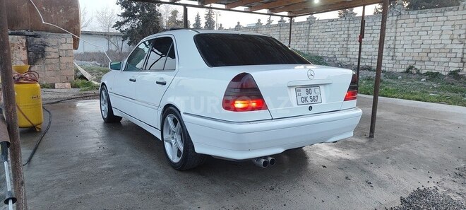 Mercedes C 230 1997, 268,397 km - 2.3 l - İmişli