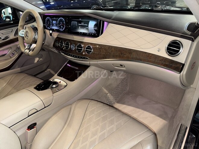 Mercedes S 500-11