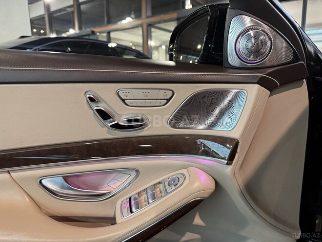 Mercedes S 500-16
