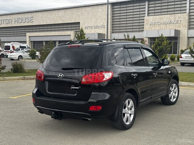 Hyundai Santa Fe-3