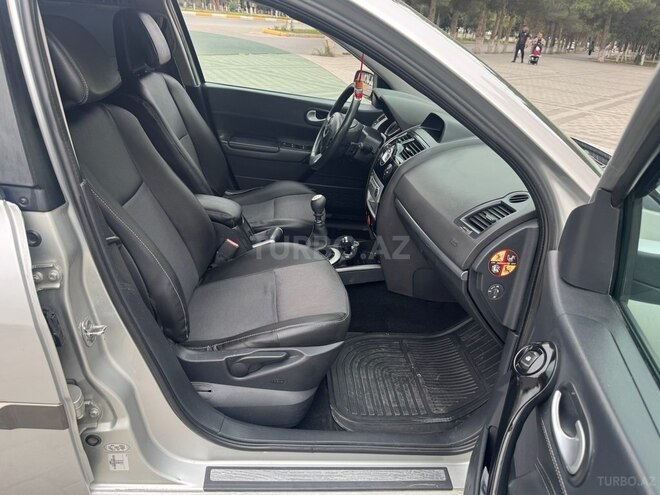 Renault Megane-2